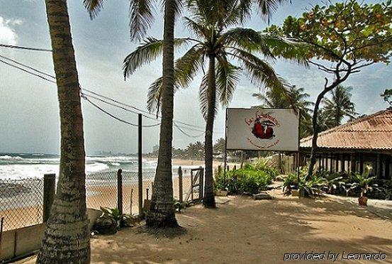 Yoho Rivi Ras Hotel Dehiwala-Mount Lavinia Екстер'єр фото