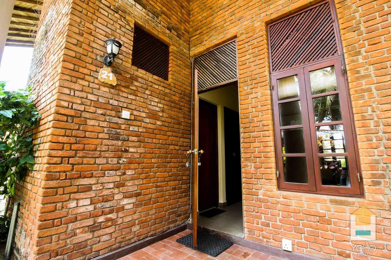 Yoho Rivi Ras Hotel Dehiwala-Mount Lavinia Екстер'єр фото