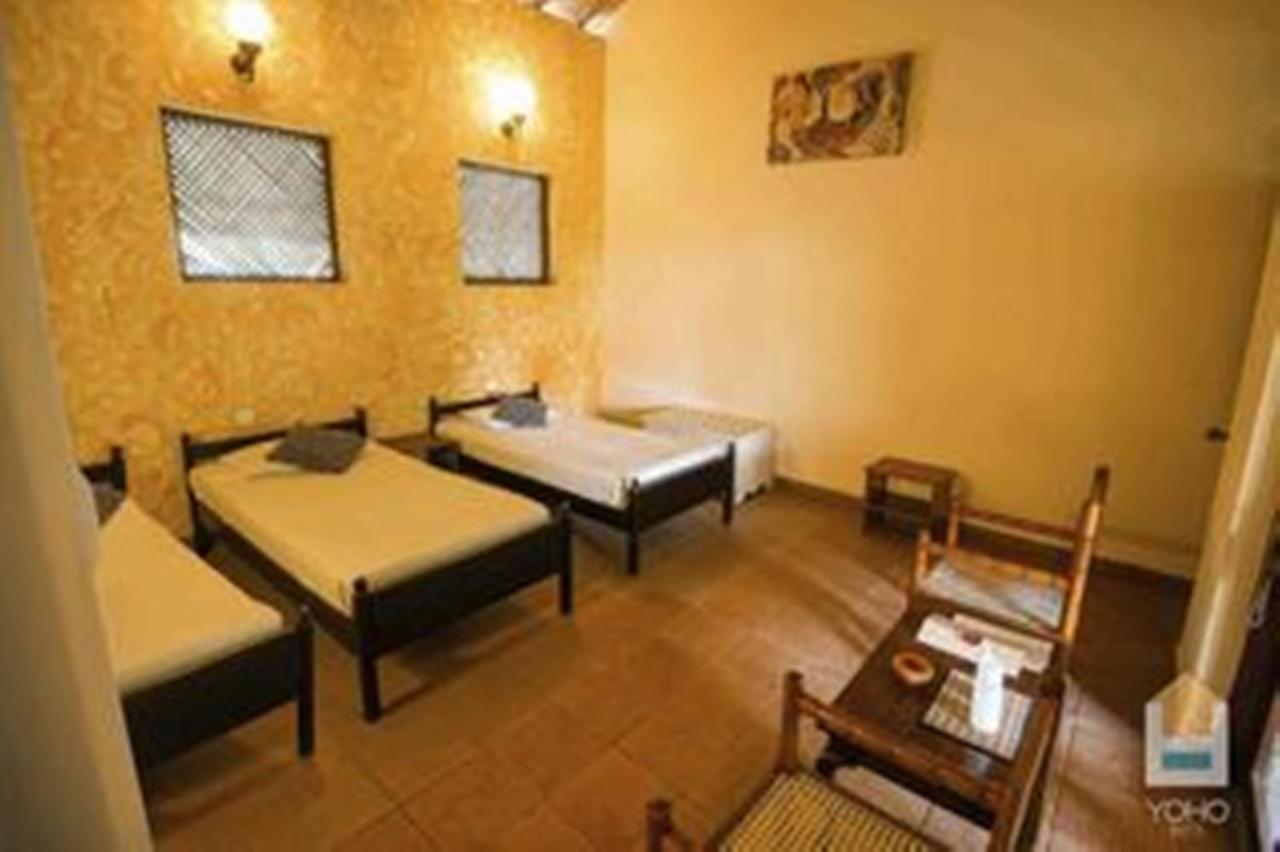 Yoho Rivi Ras Hotel Dehiwala-Mount Lavinia Екстер'єр фото